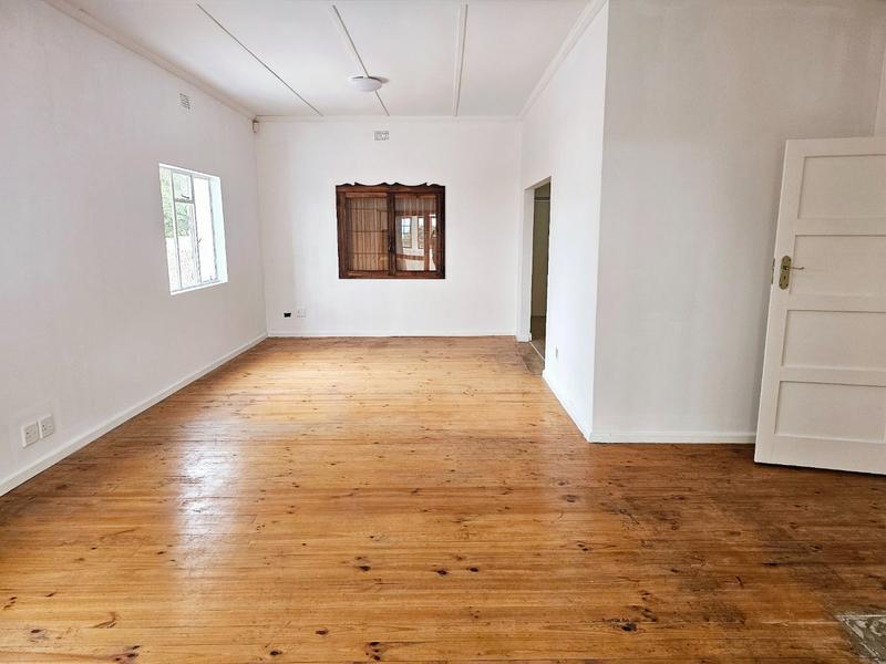 3 Bedroom Property for Sale in Mossel Bay Central Western Cape